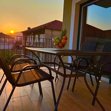 Vila Zrina - Apartmani Trogir Eksteriør bilde