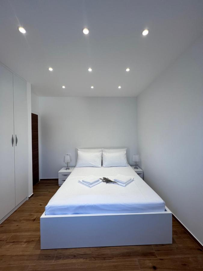 Vila Zrina - Apartmani Trogir Eksteriør bilde