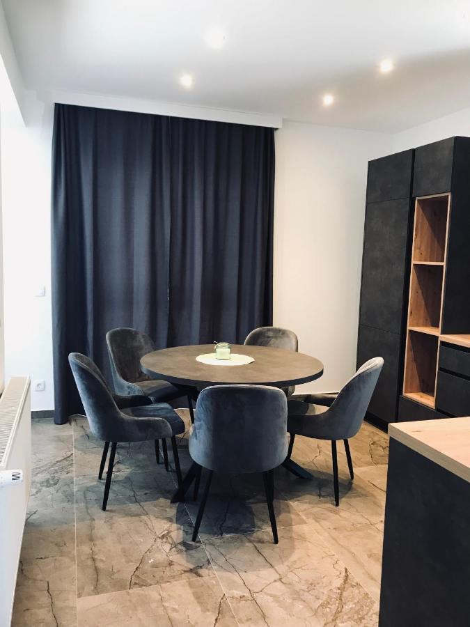 Vila Zrina - Apartmani Trogir Eksteriør bilde
