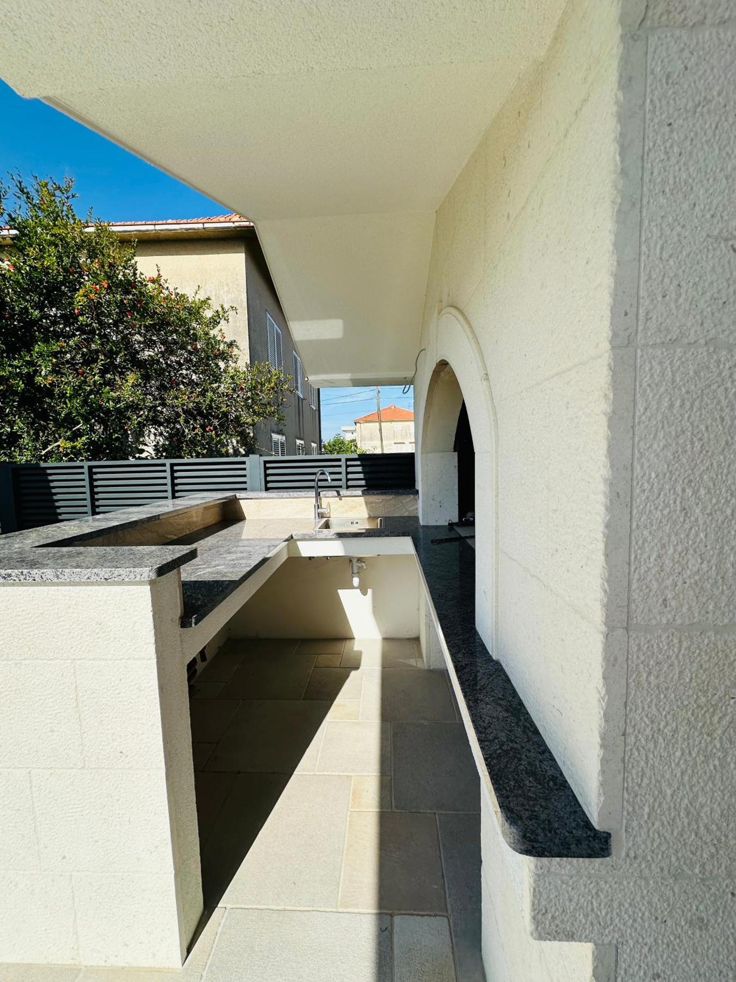 Vila Zrina - Apartmani Trogir Eksteriør bilde