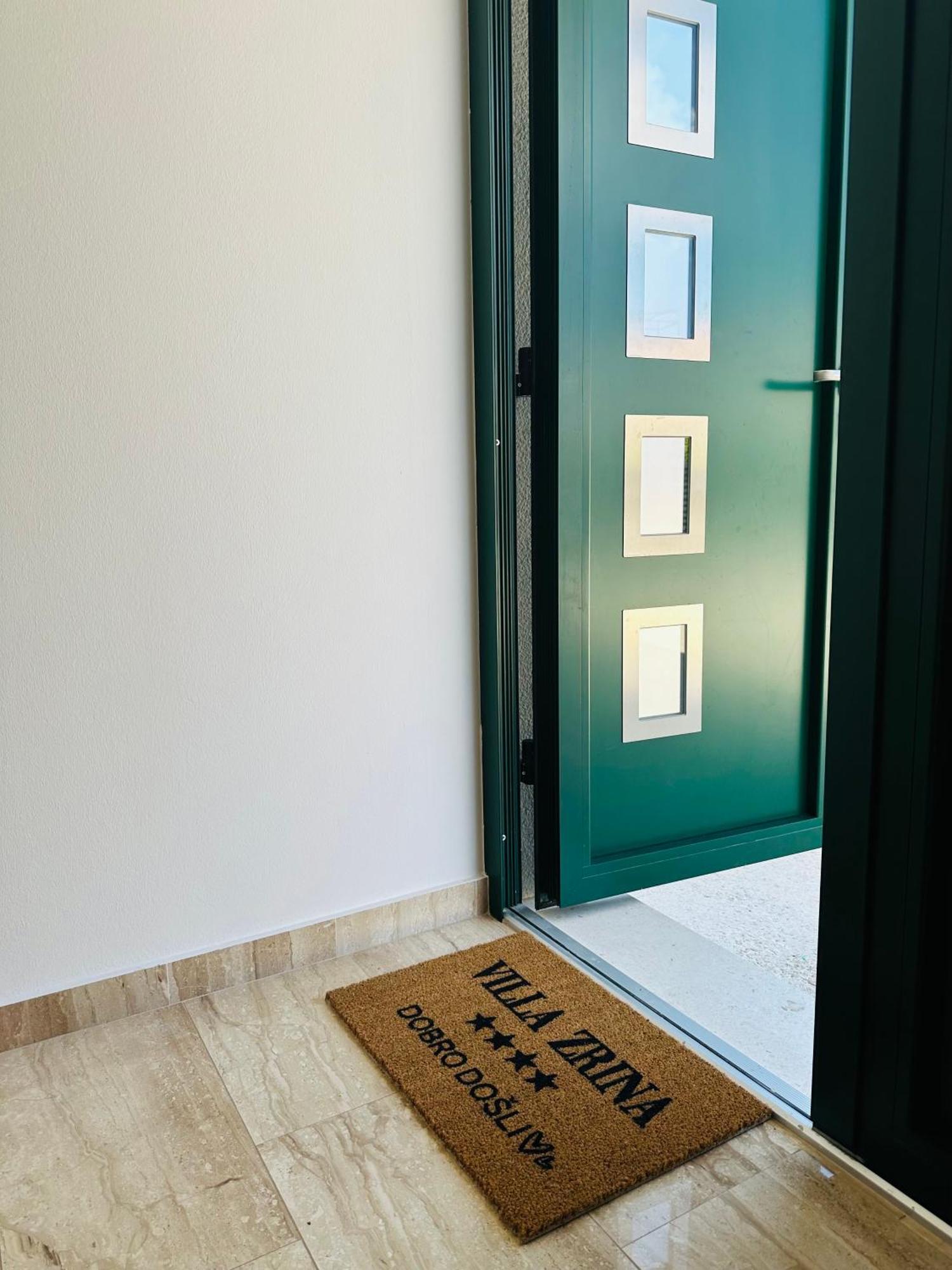 Vila Zrina - Apartmani Trogir Eksteriør bilde